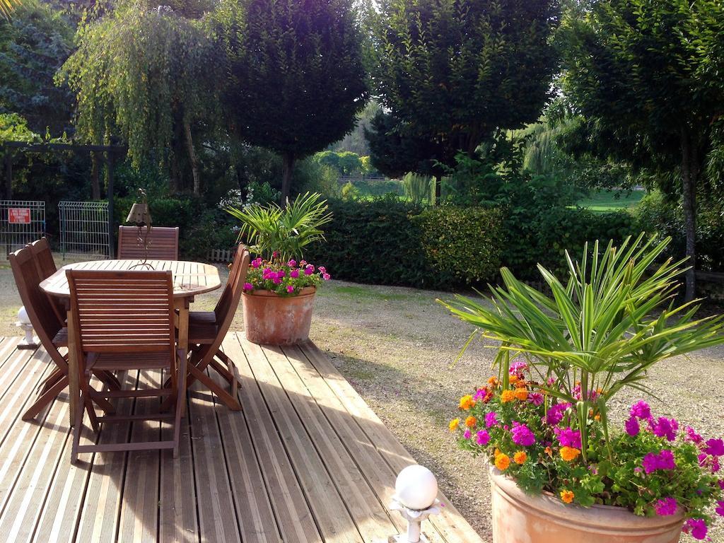 Le Lavoir Bed & Breakfast Chateauroux Bagian luar foto