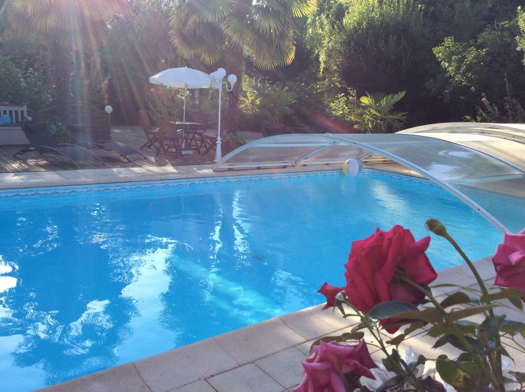 Le Lavoir Bed & Breakfast Chateauroux Bagian luar foto